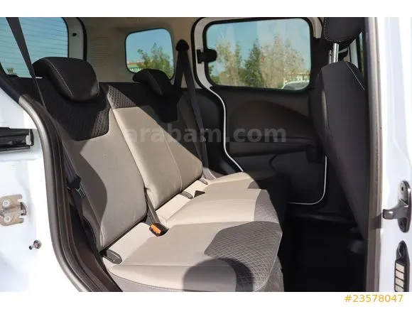 Ford Tourneo Courier 1.5 TDCi Delux Image 7